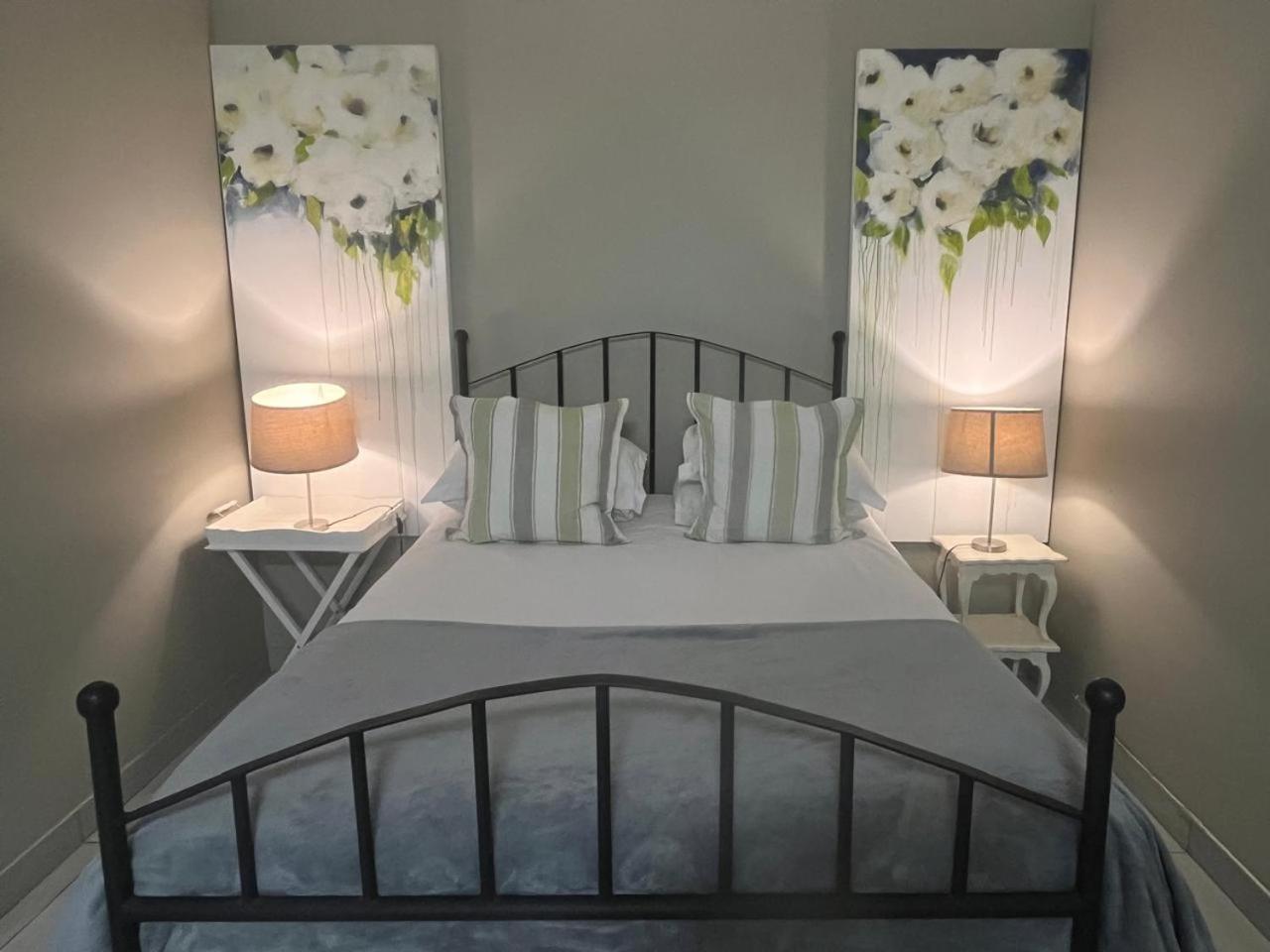 By The Way Guesthouse Clarens Exteriör bild
