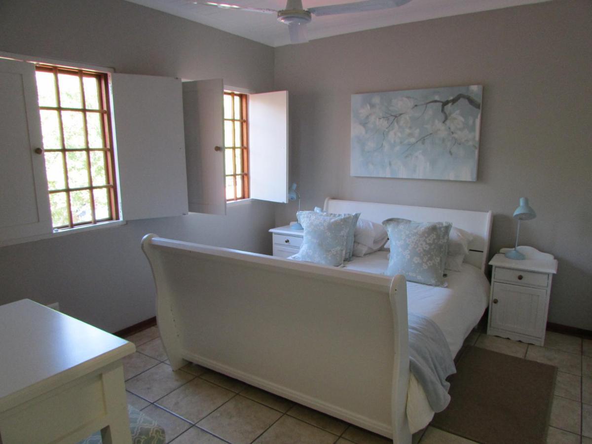 By The Way Guesthouse Clarens Exteriör bild