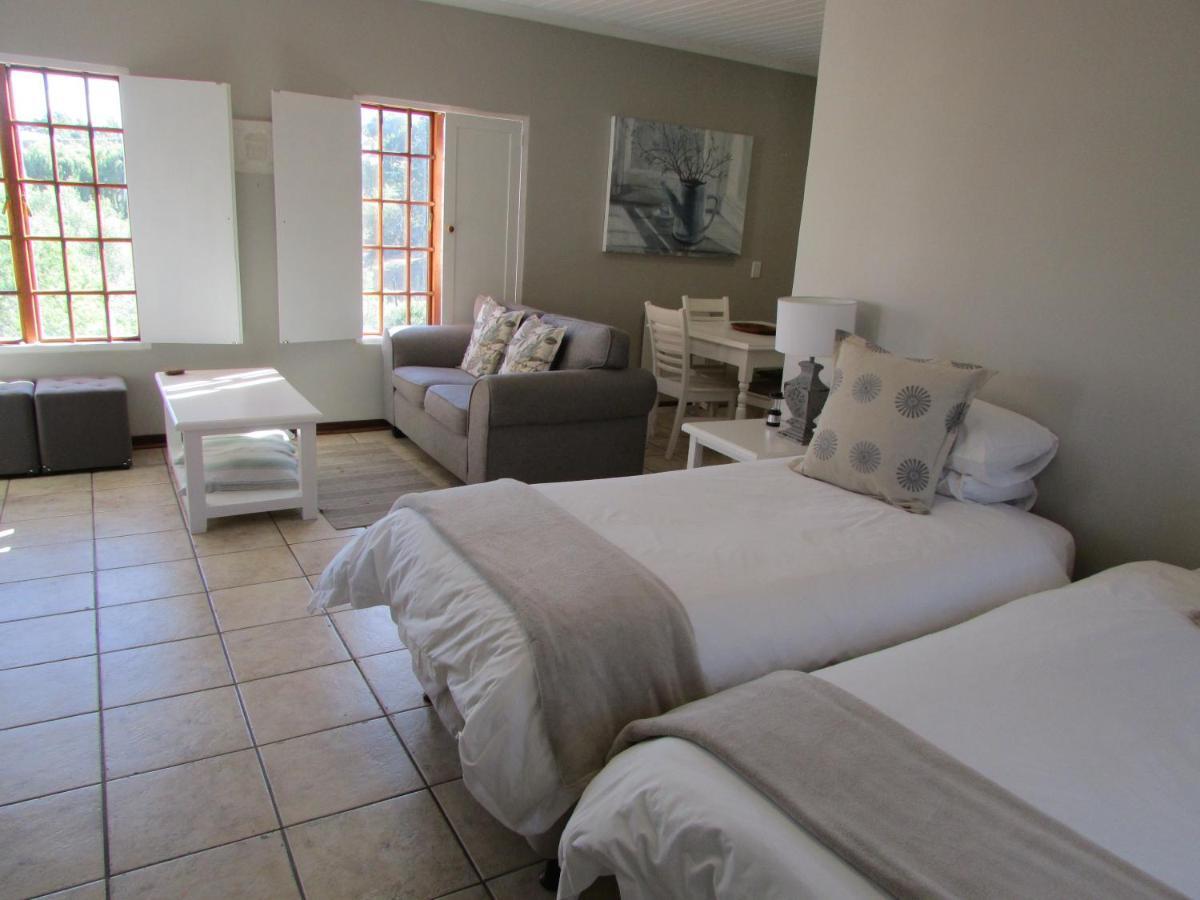 By The Way Guesthouse Clarens Exteriör bild