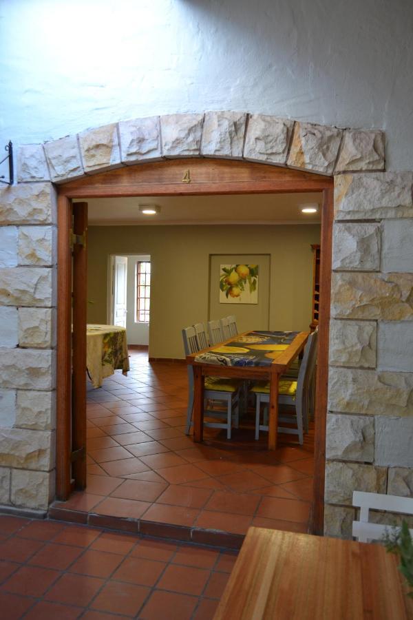 By The Way Guesthouse Clarens Exteriör bild