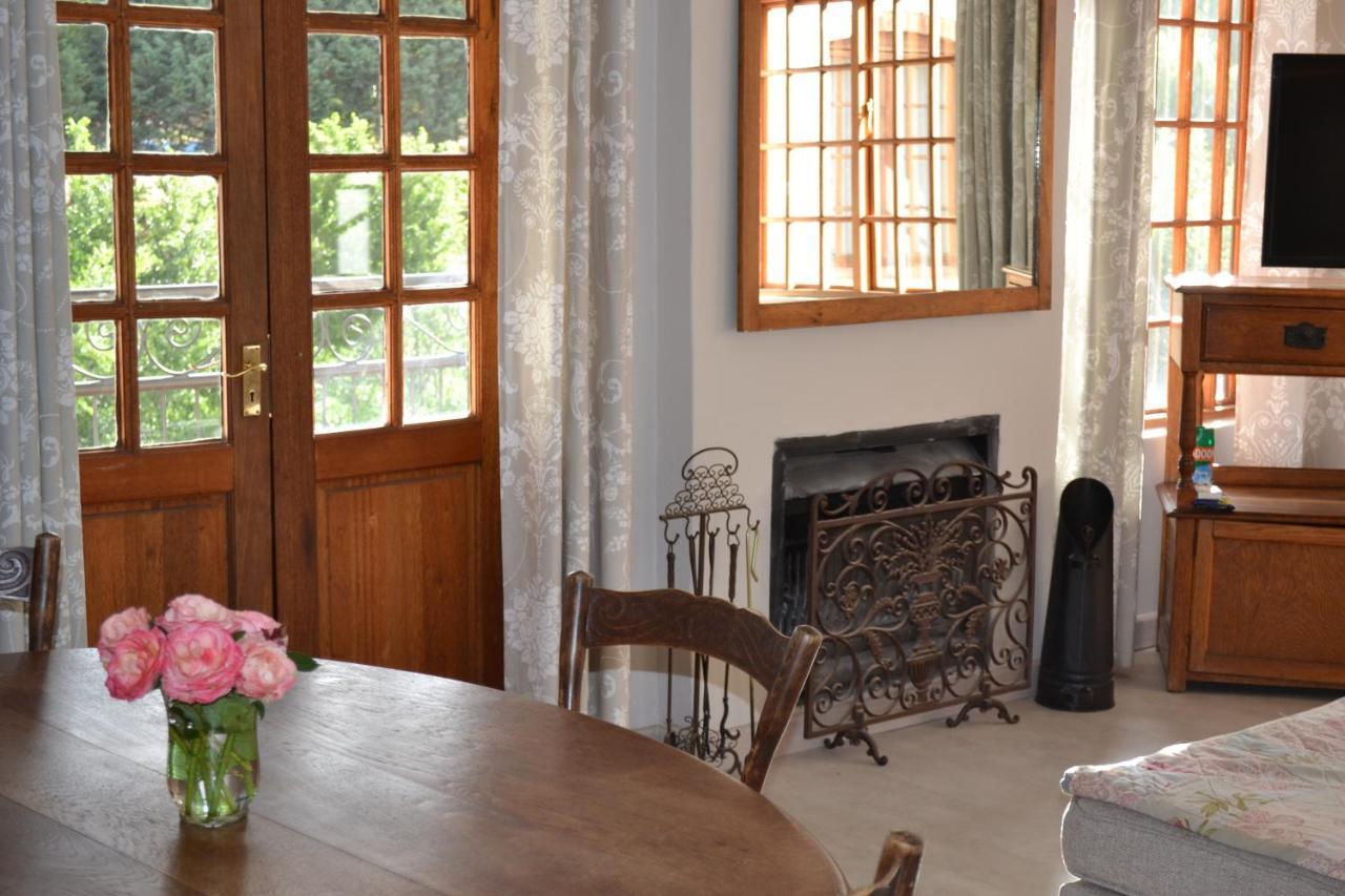 By The Way Guesthouse Clarens Exteriör bild